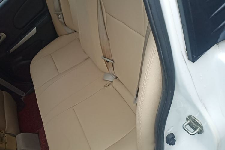 Used Venucia R50 2015 1.6L Automatic Luxury Edition Left Rear Seat