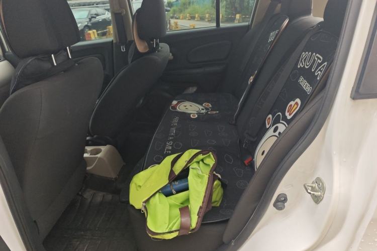 Used Venucia R50 2015 1.6L Automatic Fashion Edition Left Rear Seat