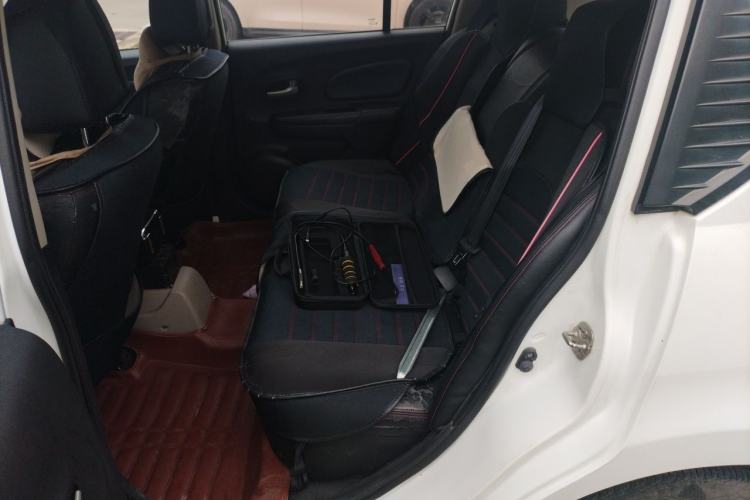 Used Venucia R50 2015 1.6L Automatic Fashion Edition Left Rear Seat