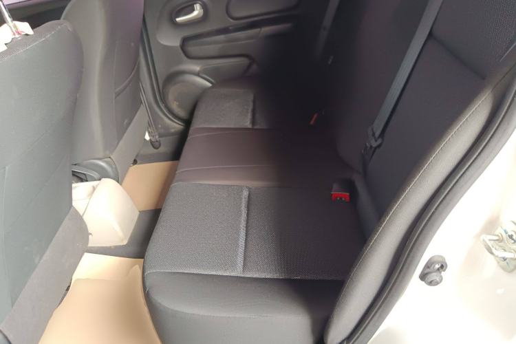 Used Venucia R50 2015 1.6L Manual Fashion Edition Left Rear Seat