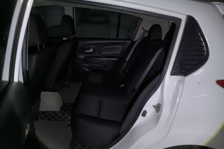 Used Venucia R50 2015 1.6L Manual Fashion Edition Left Rear Seat