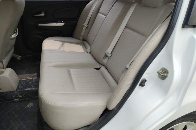 Used Venucia R50 2015 1.6L Manual Luxury Edition Left Rear Seat