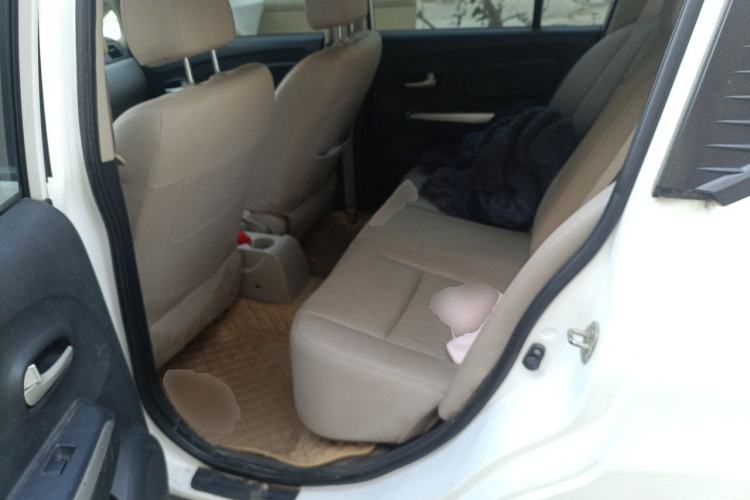 Used Venucia R50 2015 1.6L Automatic Luxury Edition Left Rear Seat