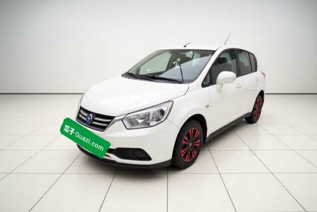 Used Venucia R50 2015 1.6L Automatic Fashion Edition