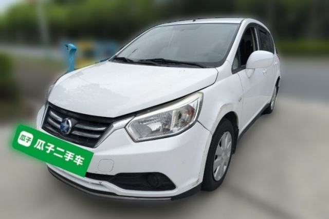 Used Venucia R50 2015 1.6L Automatic Fashion Edition