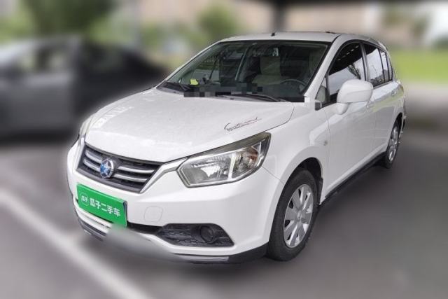 Used Venucia R50 2015 1.6L Manual Fashion Edition