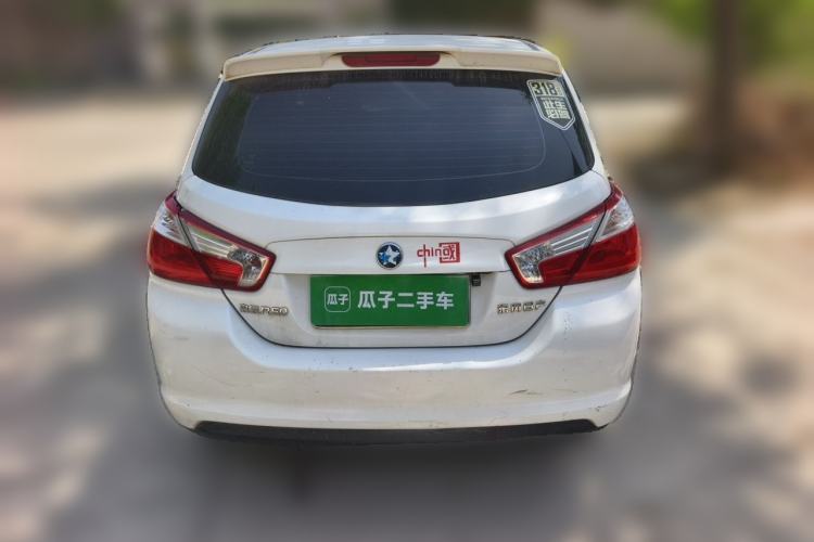 Used Venucia R50 2015 1.6L Manual Fashion Edition Rear