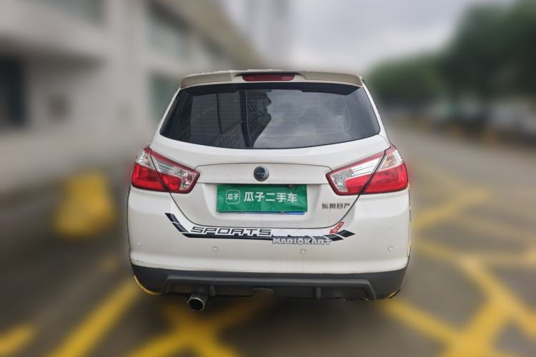 Used Venucia R50 2015 1.6L Automatic Fashion Edition Rear