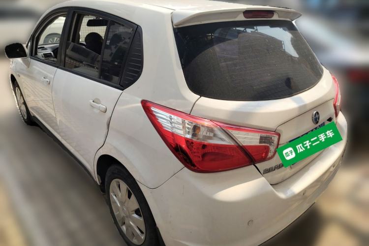 Used Venucia R50 2015 1.6L Automatic Fashion Edition Rear Left 45 Deg