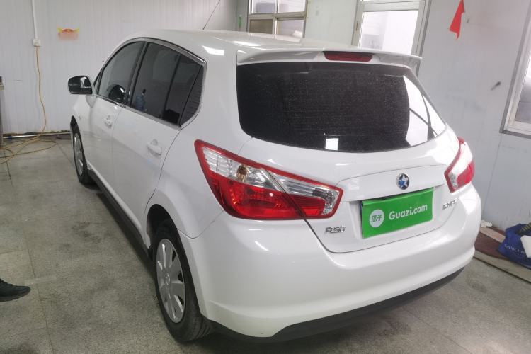 Used Venucia R50 2015 1.6L Automatic Fashion Edition Rear Left 45 Deg