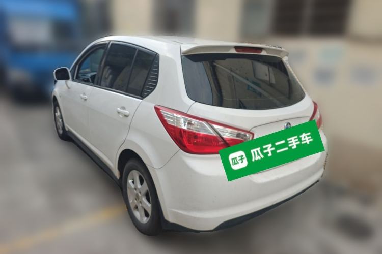 Used Venucia R50 2015 1.6L Automatic Fashion Edition Rear Left 45 Deg