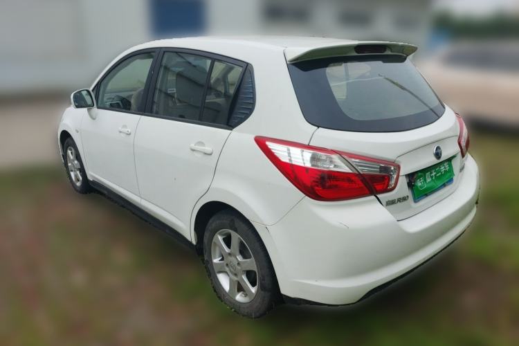 Used Venucia R50 2015 1.6L Automatic Fashion Edition Rear Left 45 Deg