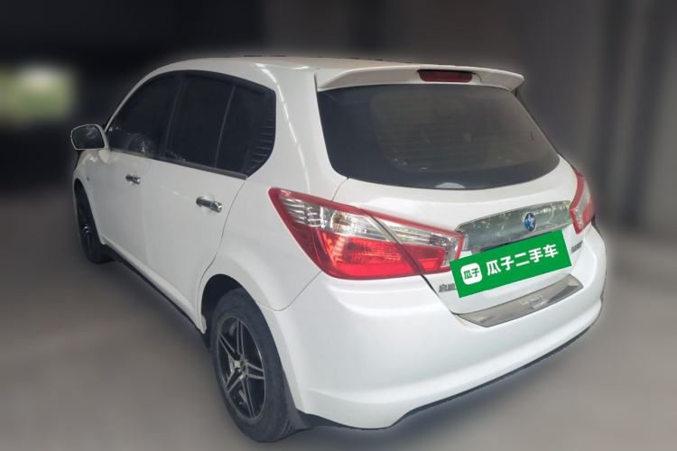 Used Venucia R50 2015 1.6L Manual Fashion Edition Rear Left 45 Deg