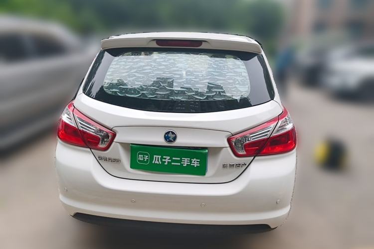 Used Venucia R50 2015 1.6L Manual Fashion Edition Rear