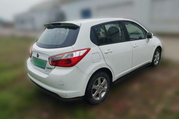 Used Venucia R50 2015 1.6L Automatic Fashion Edition Rear Right 45 Deg