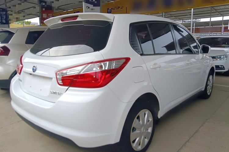 Used Venucia R50 2015 1.6L Manual Fashion Edition Rear Right 45 Deg