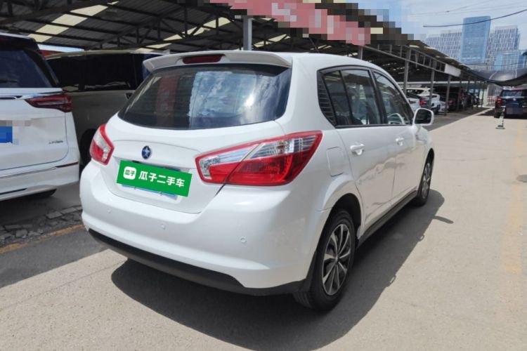 Used Venucia R50 2015 1.6L Automatic Fashion Edition Rear Right 45 Deg
