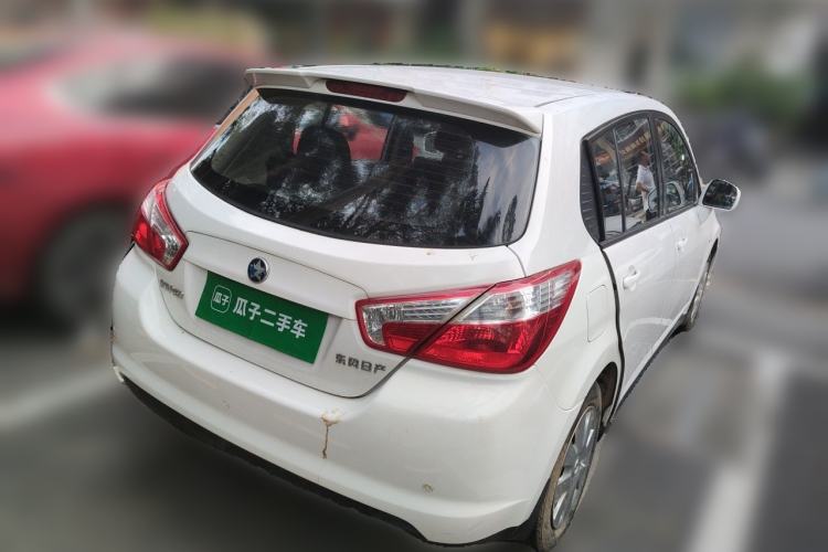 Used Venucia R50 2015 1.6L Automatic Fashion Edition Rear Right 45 Deg