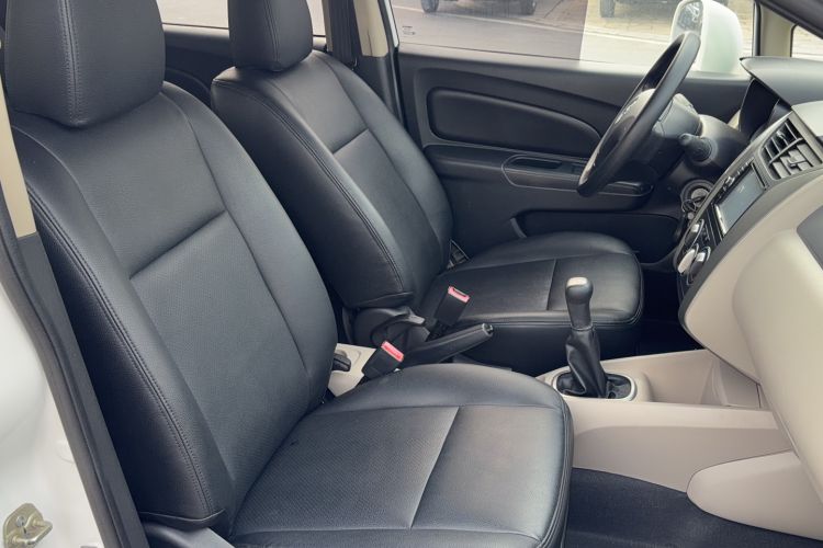 Used Venucia R50 2015 1.6L Manual Fashion Edition Right Front Seat