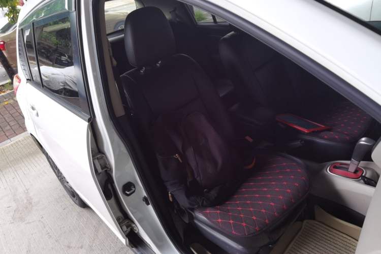 Used Venucia R50 2015 1.6L Automatic Fashion Edition Right Front Seat