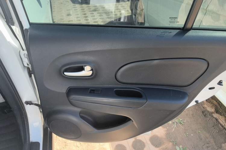 Used Venucia R50 2015 1.6L Manual Fashion Edition Right Rear Door Interior