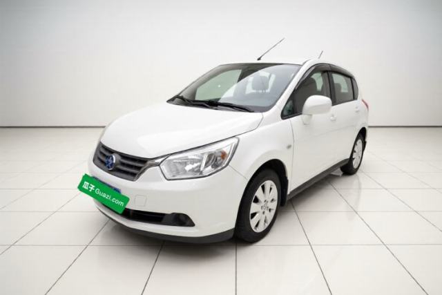 Venucia R50 2015 1.6L Automatic Fashion Edition usado