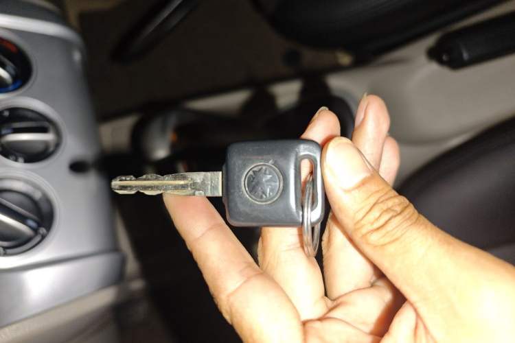Used Venucia R50 2015 1.6L Automatic Fashion Edition Vehicle Key