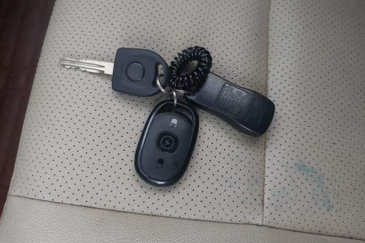 Used Venucia R50 2015 1.6L Manual Fashion Edition Vehicle Key