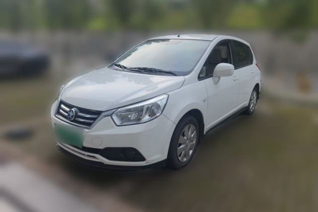 Used Venucia R50 2015 1.6L Manual Fashion Edition