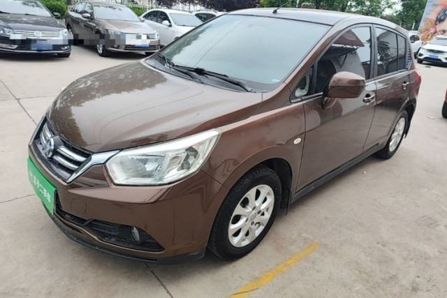 Used Venucia R50 2016 1.6L Automatic Elite Edition