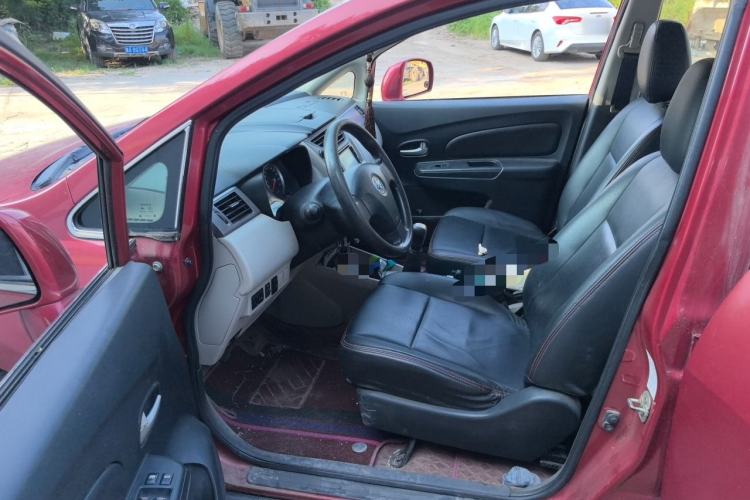 Used Venucia R50 2016 1.6L Manual Elite Edition Driver Seat