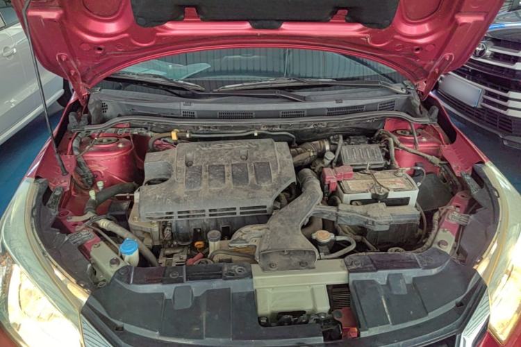 Used Venucia R50 2016 1.6L Automatic Elite Edition Engine Bay
