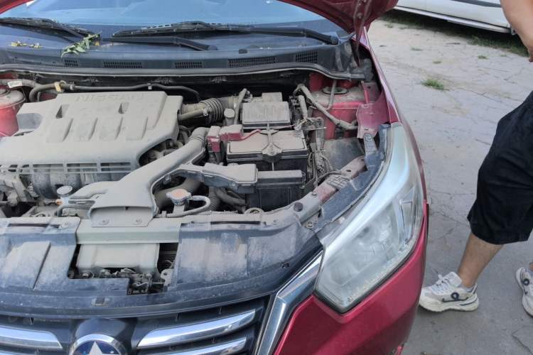 Used Venucia R50 2016 1.6L Manual Elite Edition Engine Bay Left