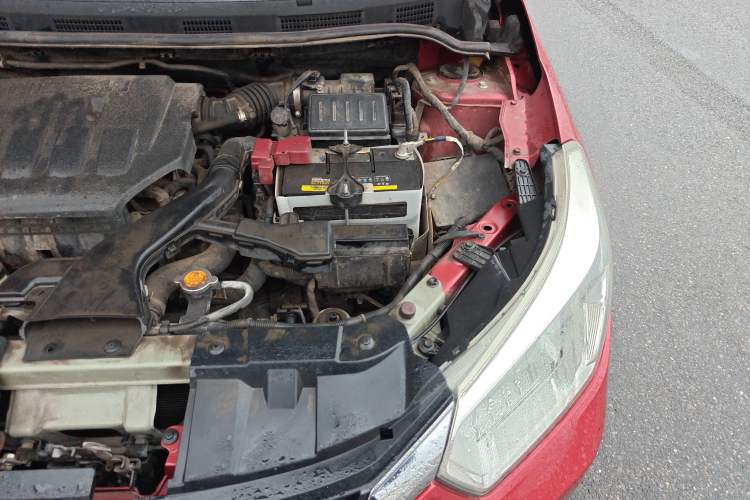 Used Venucia R50 2016 1.6L Manual Elite Edition Engine Bay Left