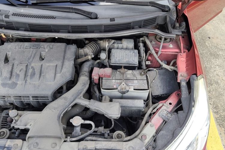 Used Venucia R50 2016 1.6L Automatic Elite Edition Engine Bay Left