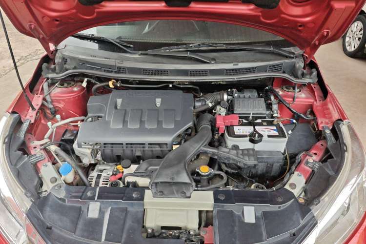 Used Venucia R50 2016 1.6L Automatic Elite Edition Engine Bay