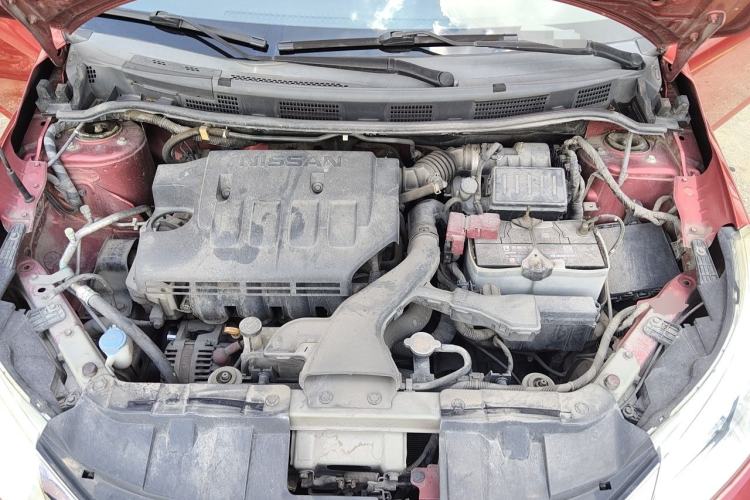 Used Venucia R50 2016 1.6L Automatic Elite Edition Engine Bay