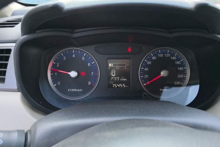 Used Venucia R50 2016 1.6L Manual Elite Edition Instrument Cluster