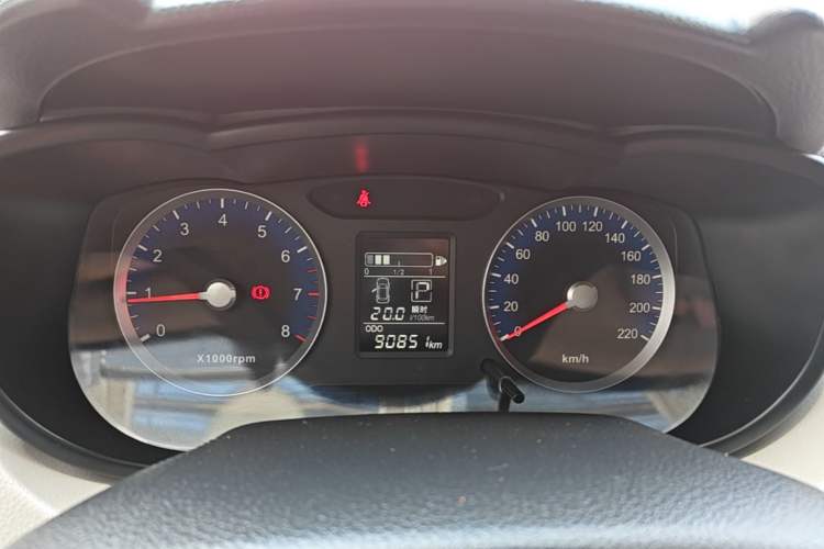 Used Venucia R50 2016 1.6L Automatic Elite Edition Instrument Cluster