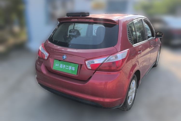 Used Venucia R50 2016 1.6L Manual Elite Edition Rear Right 45 Deg
