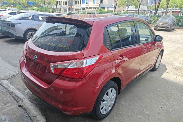 Used Venucia R50 2016 1.6L Automatic Elite Edition Rear Right 45 Deg