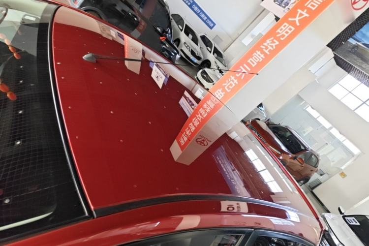 Used Venucia R50 2016 1.6L Automatic Elite Edition Roof