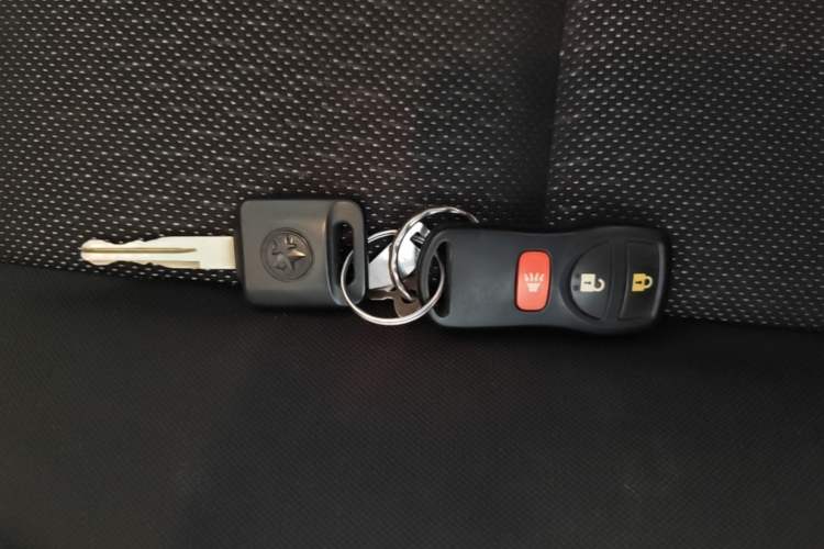 Used Venucia R50 2016 1.6L Automatic Elite Edition Vehicle Key