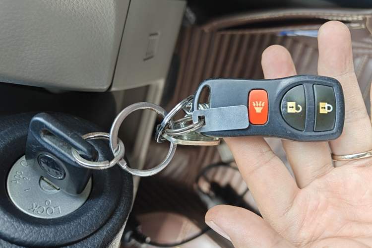 Used Venucia R50 2016 1.6L Automatic Elite Edition Vehicle Key