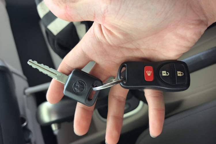 Used Venucia R50 2016 1.6L Automatic Elite Edition Vehicle Key