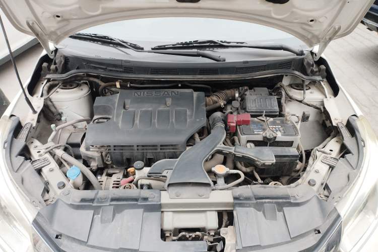 Used Venucia R50 2016 1.6L Automatic Elite Edition Engine Bay