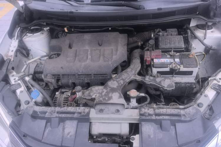 Used Venucia R50 2016 1.6L Automatic Elite Edition Engine Bay