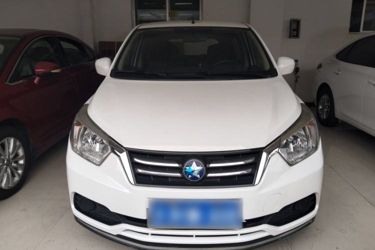 Used Venucia R50 2016 1.6L Manual Elite Edition Front