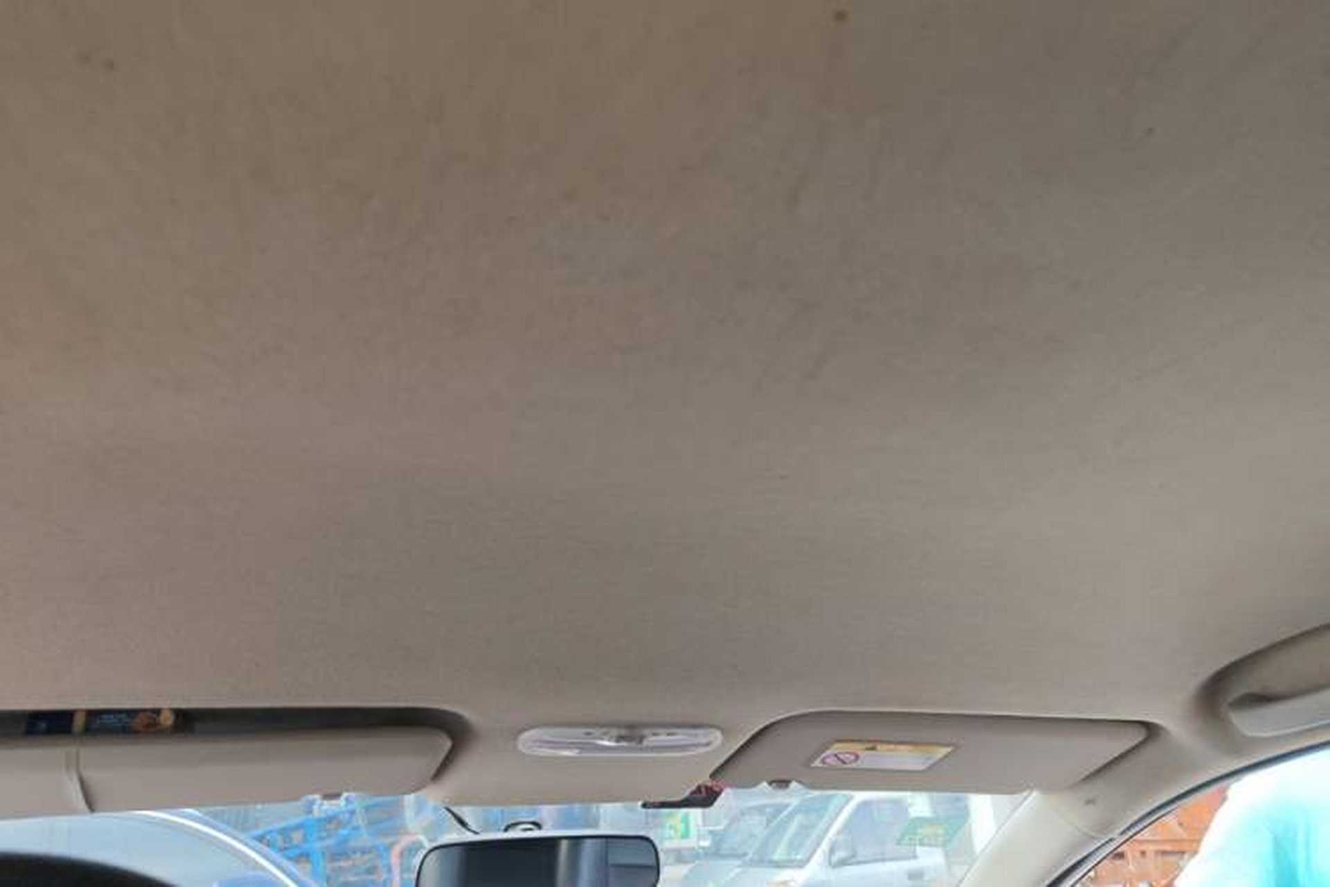 Used Venucia R50 2016 1.6L Manual Elite Edition Headliner