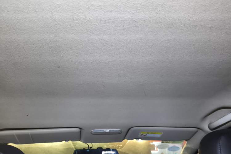 Used Venucia R50 2016 1.6L Manual Elite Edition Headliner